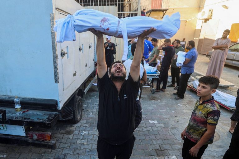 Πόλεμος στη Γάζα: Συλλήψεις Παλαιστινίων στη Χεβρώνα – Καταγγέλλουν βασανιστήρια οι συλληφθέντες