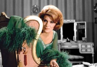 Μαίρη Χρονοπούλου: Το ματωμένο νυχτικό και η θέση που βρέθηκε εγείρουν ερωτήματα γύρω από το θάνατο της