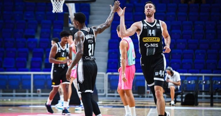 Καμίνσκι: «Πρόκληση η αντιμετώπιση του Μιλουτίνοφ»