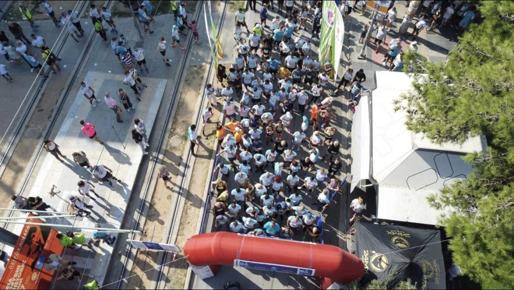 Όλη η Νέα Σμύρνη μια παρέα δρομέων