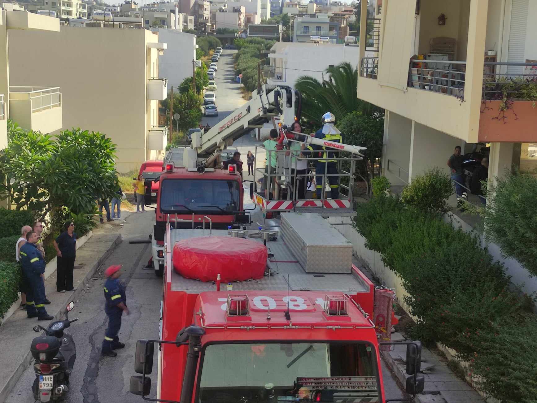 Ηράκλειο: Αποθήκη με σφαίρες «αποκάλυψε» φωτιά σε υπόγειο πολυκατοικίας - Συνελήφθη 50χρονος