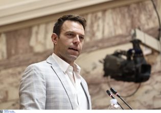 Κασσελάκης: H κυβέρνηση να πάρει πρωτοβουλίες για στήριξη των θυμάτων του πολέμου Ισραήλ-Παλαιστίνης