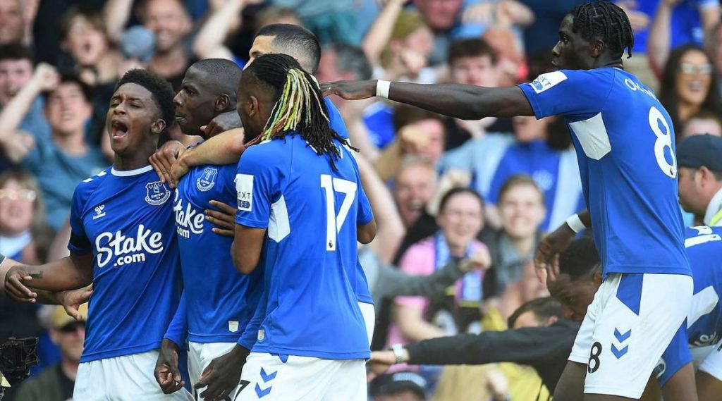 Απειλείται με αφαίρεση βαθμών η Έβερτον