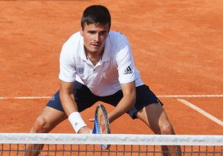 Πέτρος Τσιτσιπάς: «Η σχέση με τον πατέρα μου είναι υγιής εκτός γηπέδου – Εντός γηπέδου δεν συμφωνούσαμε»