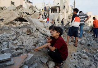 Ένας πόλεμος εις βάρος τους – Πώς οι ισραηλινοί βομβαρδισμοί σημαδεύουν τα παιδιά της Γάζας