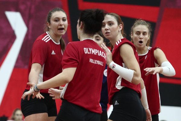 Live Streaming: Ολυμπιακός – ΠΑΟΚ