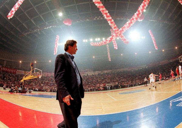 ΠΑΕ Ολυμπιακός για Ιωαννίδη: «Άλλαξες την ιστορία του ελληνικού μπάσκετ» (pic)