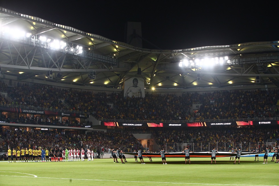 Βαριά «καμπάνα» για την ΑΕΚ από την UEFA – Κίνδυνος «λουκέτου» στο πέταλο