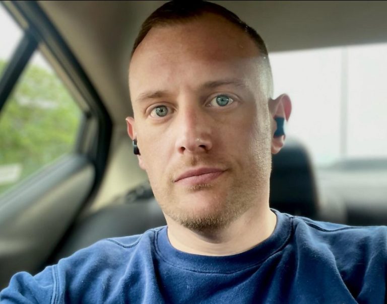 Άγρια δολοφονία στη Φιλαδέλφεια: Πυροβόλησαν και σκότωσαν ανοιχτά γκέι δημοσιογράφο