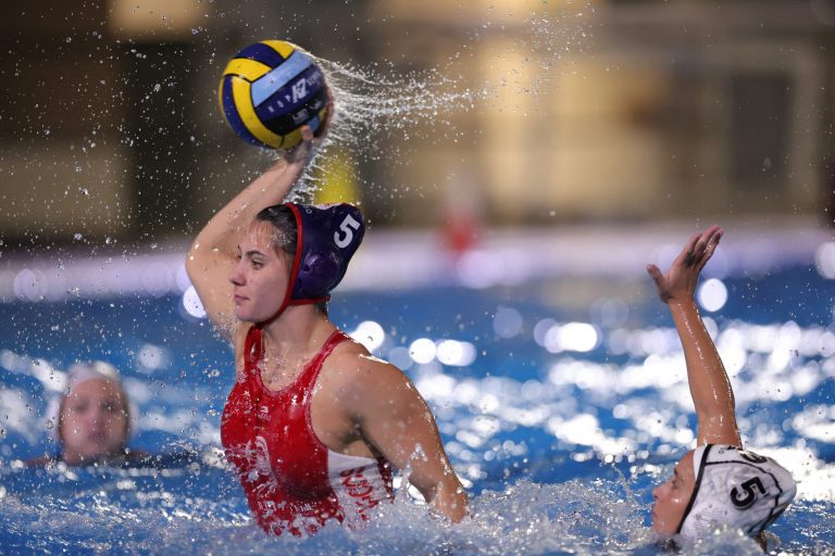 Εύκολα ο Ολυμπιακός (20-12)