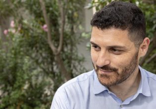 «Ο ΣΥΡΙΖΑ αποτυγχάνει πια σε όλα τα επίπεδα», λέει ο Τεμπονέρας – «Καρφιά» για «αρχηγισμό»