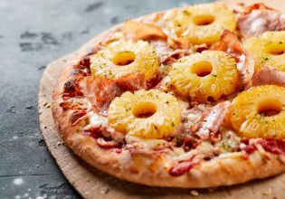 Κι όμως! Ο ανανάς δεν είναι το μόνο γλυκό που βάζουν στην πίτσα