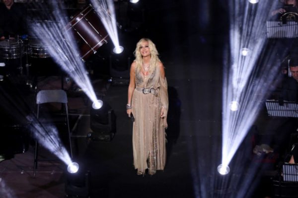 Άννα Βίσση: «Άκουγα τα τραγούδια μου όπως τα έχω ονειρευτεί» – Η έκπληξη του Νίκου Καρβέλα