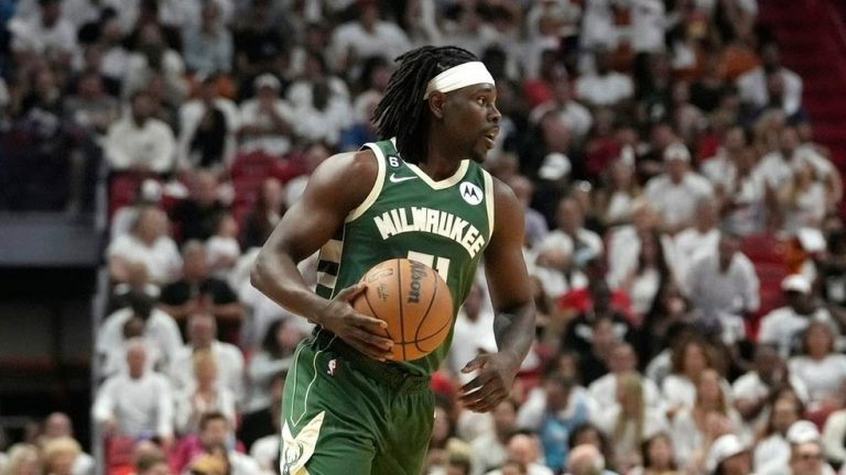 Υπέγραψε στους Σέλτικς ο Χόλιντεϊ