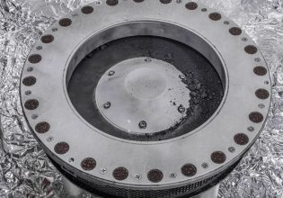 NASA: Συστατικά της ζωής ανιχνεύθηκαν στη μαύρη σκόνη του αστεροειδή Bennu