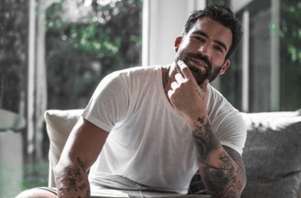 Ο Δημήτρης Αλεξάνδρου κατέληξε στο τμήμα – Το άγνωστο περιστατικό με δημοσιογράφο