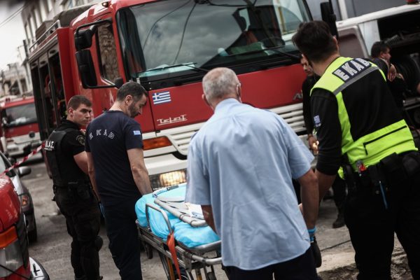 Πειραιάς: Νεκρός ο άνδρας που έπεσε σε φρεάτιο