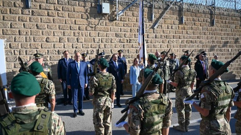 Δένδιας: Στην Κύπρο για την 63η επέτειο ανακήρυξης της Κυπριακής Δημοκρατίας