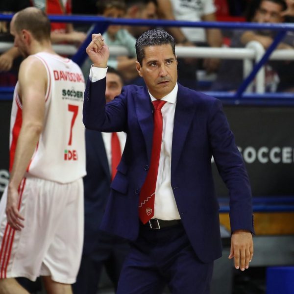 Πολλά προβλήματα για τον Σφαιρόπουλο