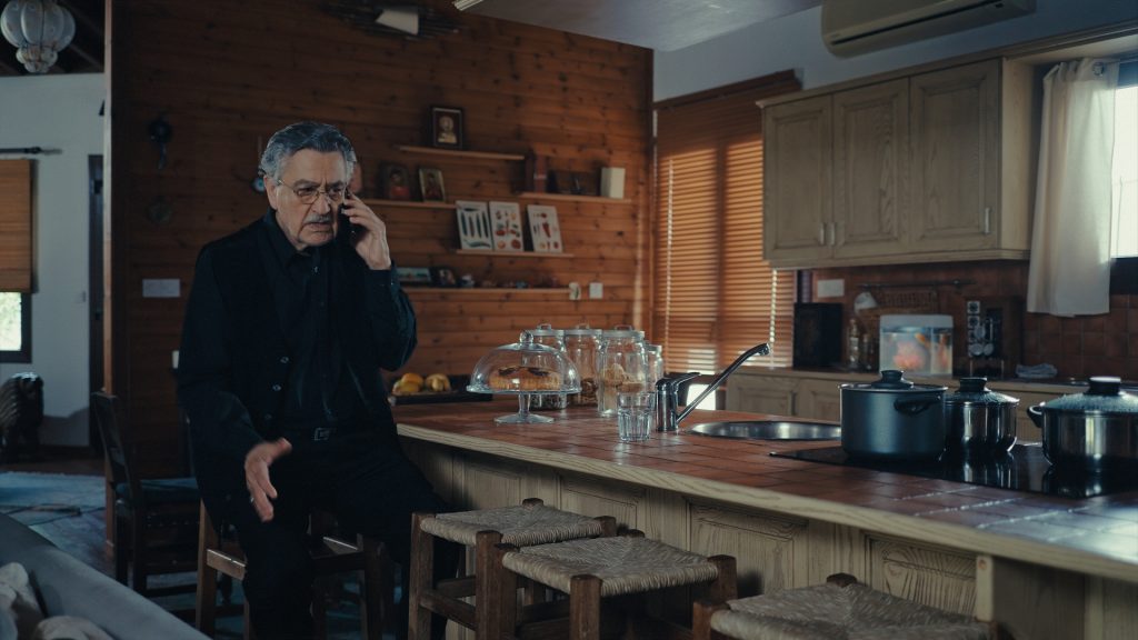 Μπερδέματα, ίντριγκες και αποκαλύψεις στη «Γη της ελιάς»