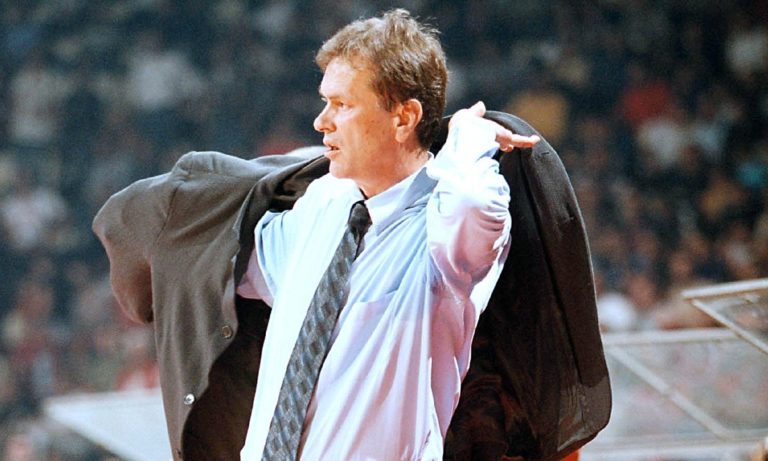 Πέθανε ο Γιάννης Ιωαννίδης – Θρήνος για τον «Ξανθό» του ελληνικού μπάσκετ