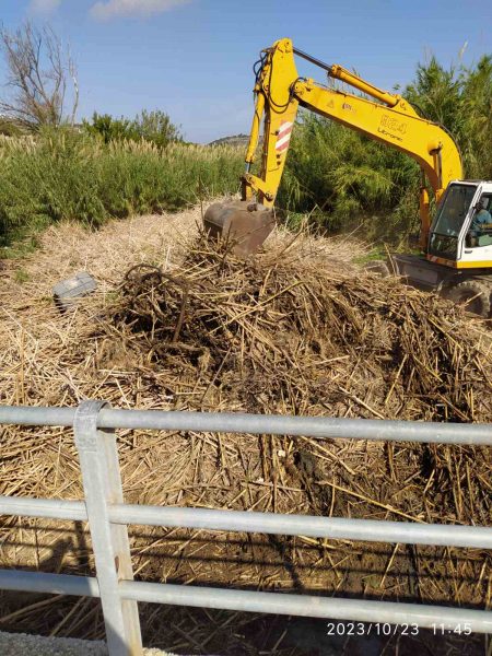 Απομακρύνθηκαν φερτά υλικά από ρέματα της Αττικής