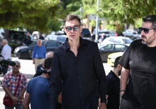 Με την αύρα του Ιωαννίδη