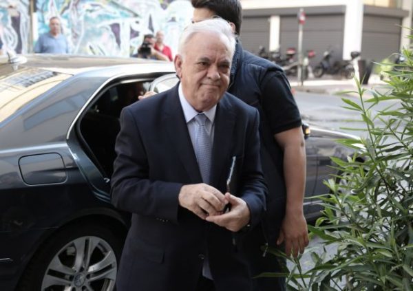 Παρέμβαση Δραγασάκη για τον «εμφύλιο» στον ΣΥΡΙΖΑ – Ζητά από τον Κασσελάκη να πάρει πίσω τις διαγραφές