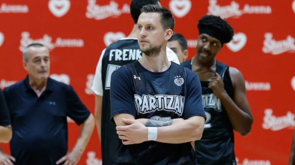 Νοκ άουτ για τρεις εβδομάδες ο Πονίτκα