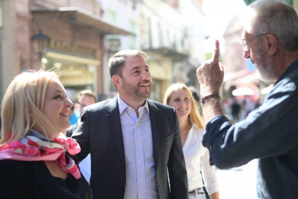 Περιοδεία Ανδρουλάκη στη Μυτιλήνη – «Αυτοδιοίκηση που θα υπηρετεί τον λαό, όχι το Μαξίμου»