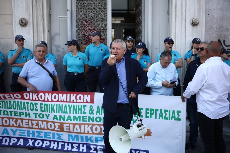 ΠΟΕΔΗΝ: Στάση εργασίας με αίτημα να παραταθούν συμβάσεις 2.000 εργαζομένων
