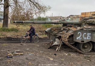 Ουκρανία: Πώς ένα drone των 400 δολαρίων μπορεί να καταστρέφει τανκ των δύο εκατομμυρίων δολαρίων