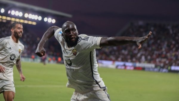 Κάλιαρι – Ρόμα 1-4: Εύκολα οι «τζιαλορόσι»