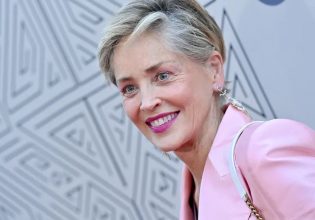 Σάρον Στόουν: «Κοιμάμαι οκτώ ώρες κάθε βράδυ για να μην παθαίνω κρίσεις επιληψίας»