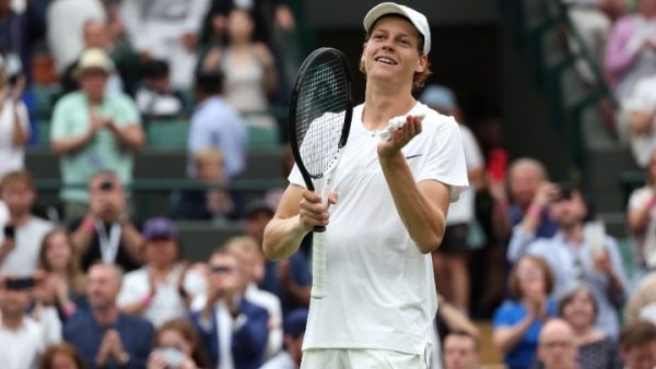 Ο Σίνερ πήρε τον τίτλο στο Πεκίνο (vid)