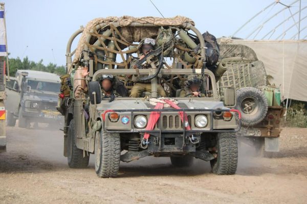 Πόλεμος στη Γάζα: Ο ισραηλινός στρατός επεκτείνει τις χερσαίες επιχειρήσεις