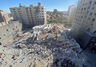 Πόλεμος στη Γάζα: Άμεση κατάπαυση πυρός πρότεινε ο Λαζαρίνι