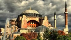 Μοροπούλου για Αγιά Σοφιά: Τι ανησυχεί τους Τούρκους ειδικούς