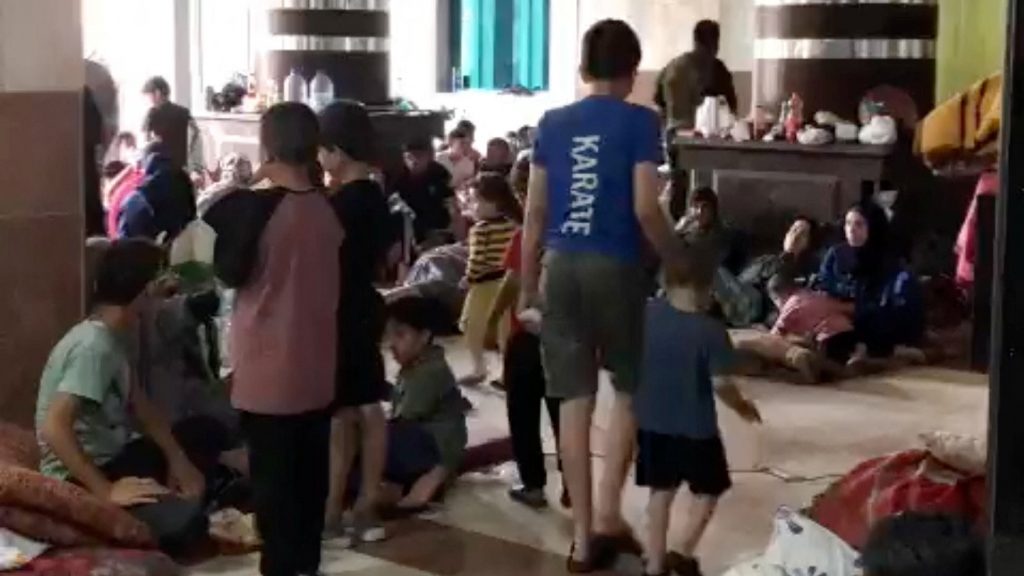 Λωρίδα της Γάζας: Αγωνία στο νοσοκομείο Αλ Κουντς – «Όλοι είναι τρομοκρατημένοι, ακούγονται βομβαρδισμοί»