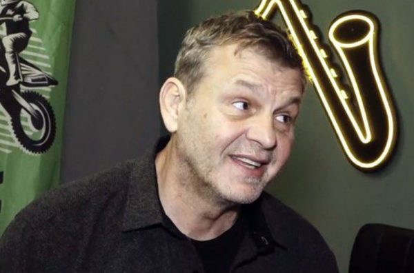 Απόστολος Γκλέτσος: «Η Ζωή Λάσκαρη μου είπε ‘μπράβο ρε γερο-μπισμπίκη’ για τη Μαρία Ελένη Λυκουρέζου»