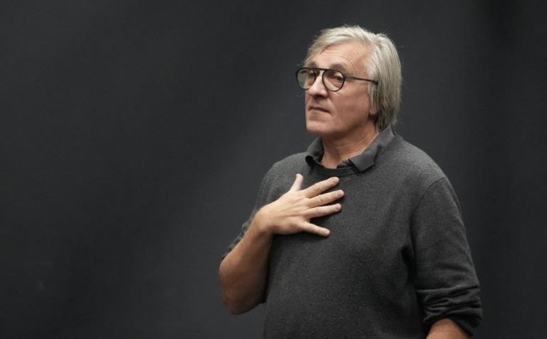 Η ιστορία πίσω από την εξορία του Ρώσου σκηνοθέτη Ντμίτρι Κρίμοφ