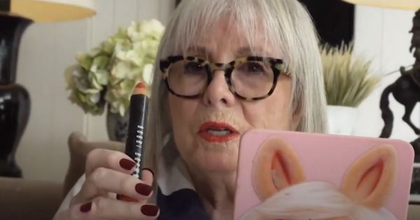 Granfluencers – Ξεχάστε τη συνταξιοδότηση, γίνετε αστέρι στο Tik Tok