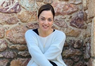 Ελένη Καρακάση: «Κάναμε εξετάσεις και δεν βρίσκαμε, να πονώ και να μην μπορώ να πλύνω ένα ποτήρι»