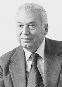 Πολυχρόνης Ενεπεκίδης: Η πραγματικότητα απέναντι στο θρύλο και το ανεκπλήρωτο όνειρο του Ρήγα