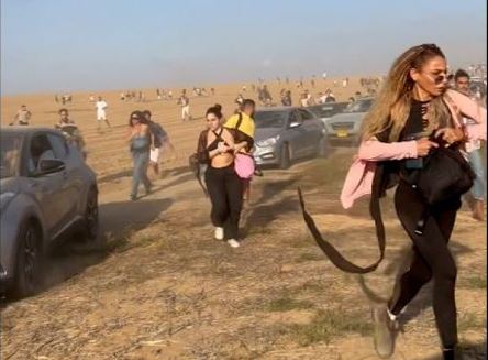 Ισραήλ: Δεκάδες νέοι διασκεδάζουν σε φεστιβάλ ενώ έχει ξεκινήσει η επίθεση της Χαμάς