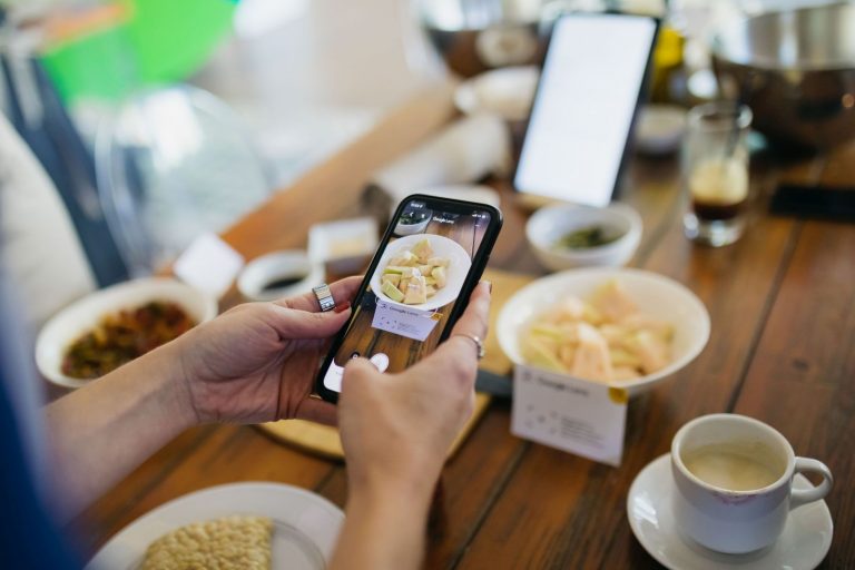 Εσύ, τι «lensαρες» τελευταία;