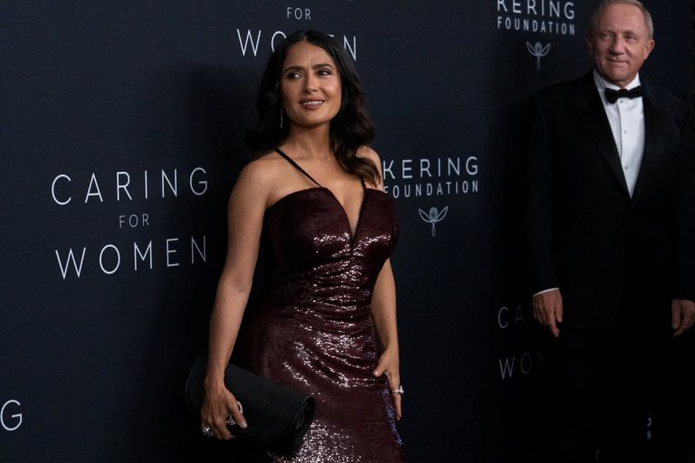 Σάλμα Χάγιεκ: Ζει τη ζωή της έντονα και… ινσταγκραμικά με 29,5 εκατ. ακόλουθους