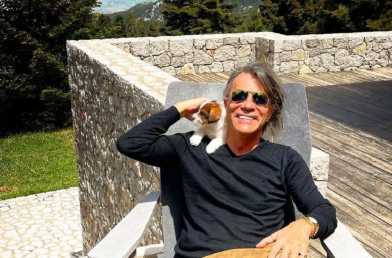 Ηλίας Ψινάκης: Στην ΕΡΤ διαλέγουν «μπούφοι» τους εκπροσώπους για τη Eurovision