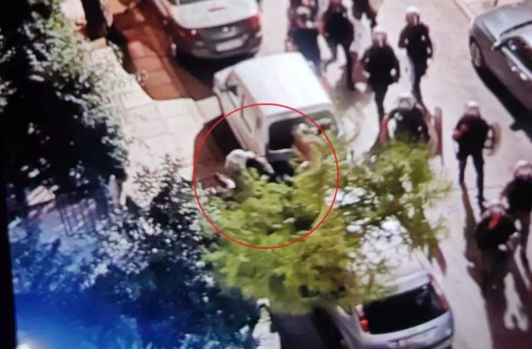 Επιμένει η ΕΛ.ΑΣ. για τον τραυματισμό της 16χρονη –  «Αδίκως κατηγορείται η Αστυνομία»