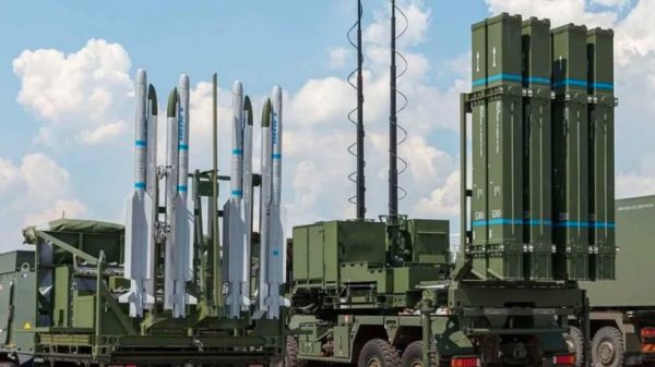 Ουκρανία: Τρίτο σύστημα αντιαεροπορικής άμυνας Iris-T έστειλε η Γερμανία